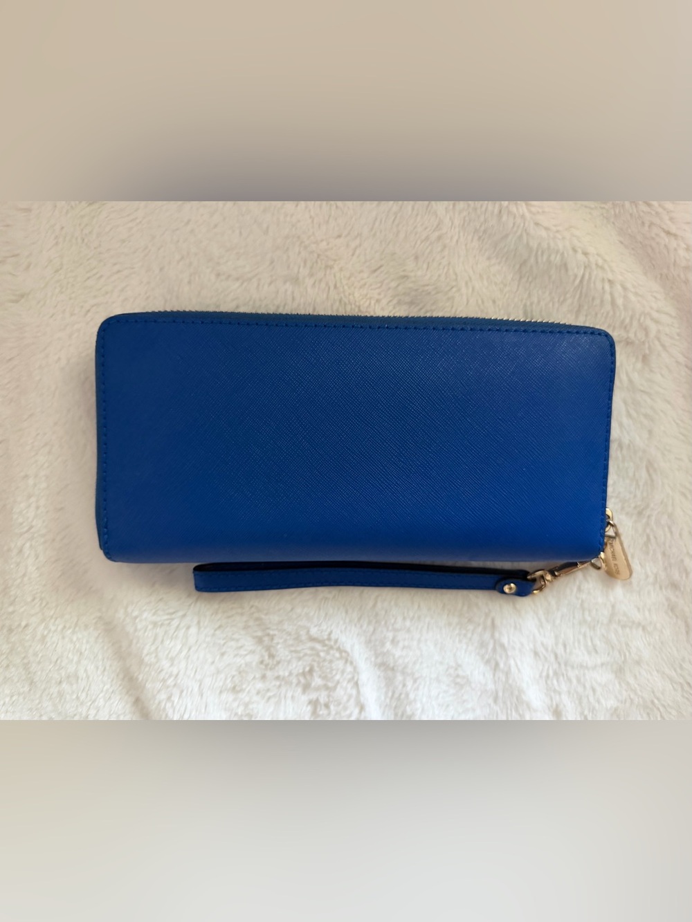 Michael Kors Saffiano Zip Wristlet in Cobalt Blue with Gold Hardware - Picture 4 of 7